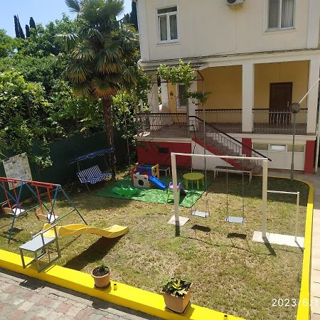 Бестужевский Дворик Γκάγκρα Εξωτερικό φωτογραφία
