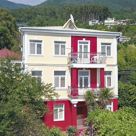 Бестужевский Дворик Γκάγκρα Εξωτερικό φωτογραφία